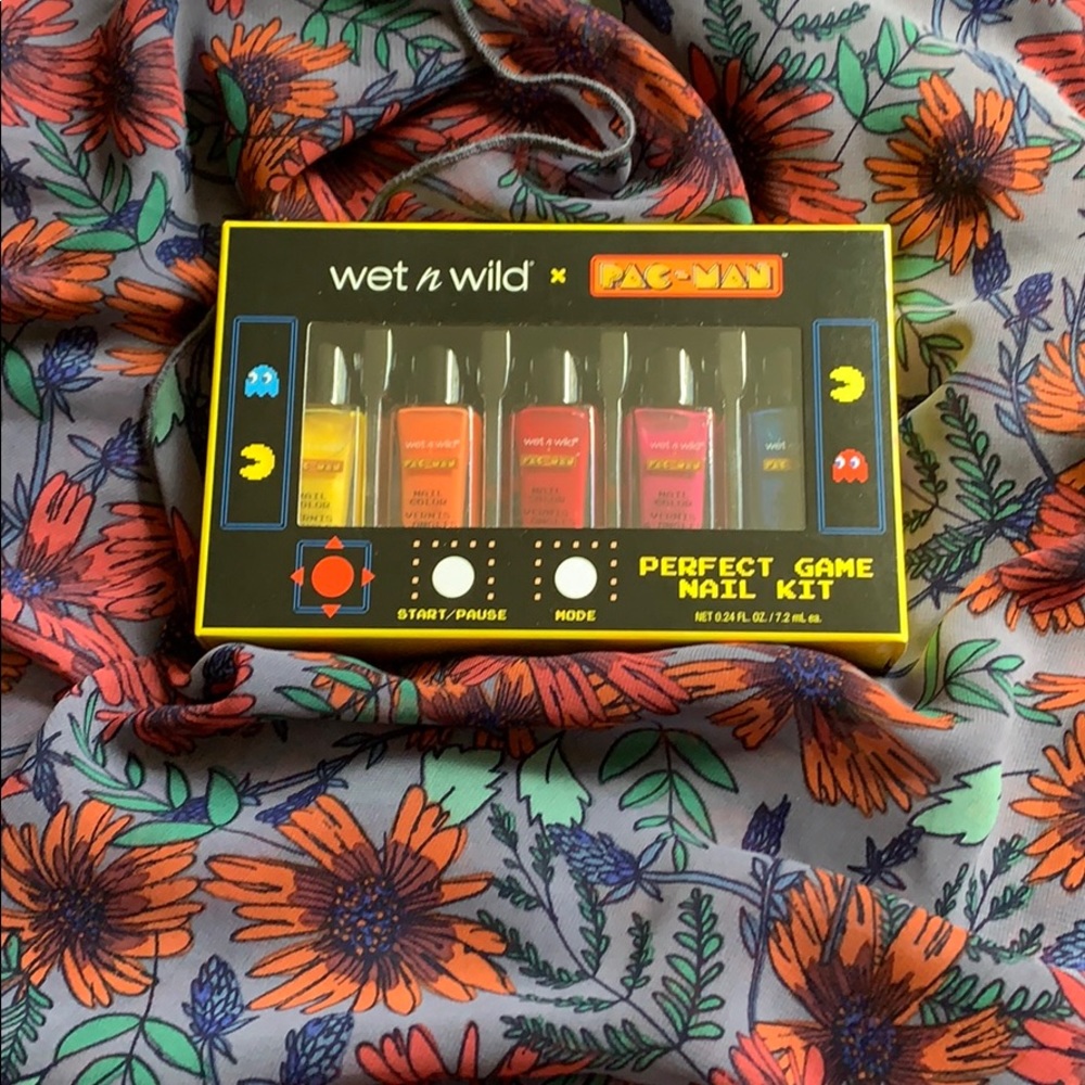 Wet n Wild x PAC-MAN Perfect Game Nail Kit!